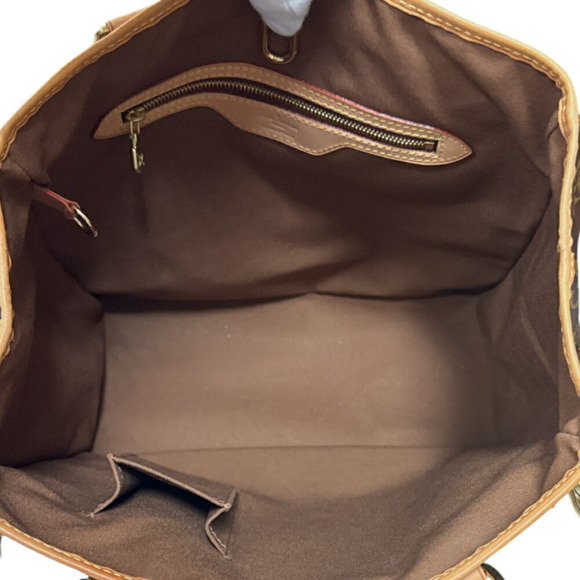 LOUIS VUITTON Brown Monogram Canvas Shoulder Bag - Picture 5 of 8